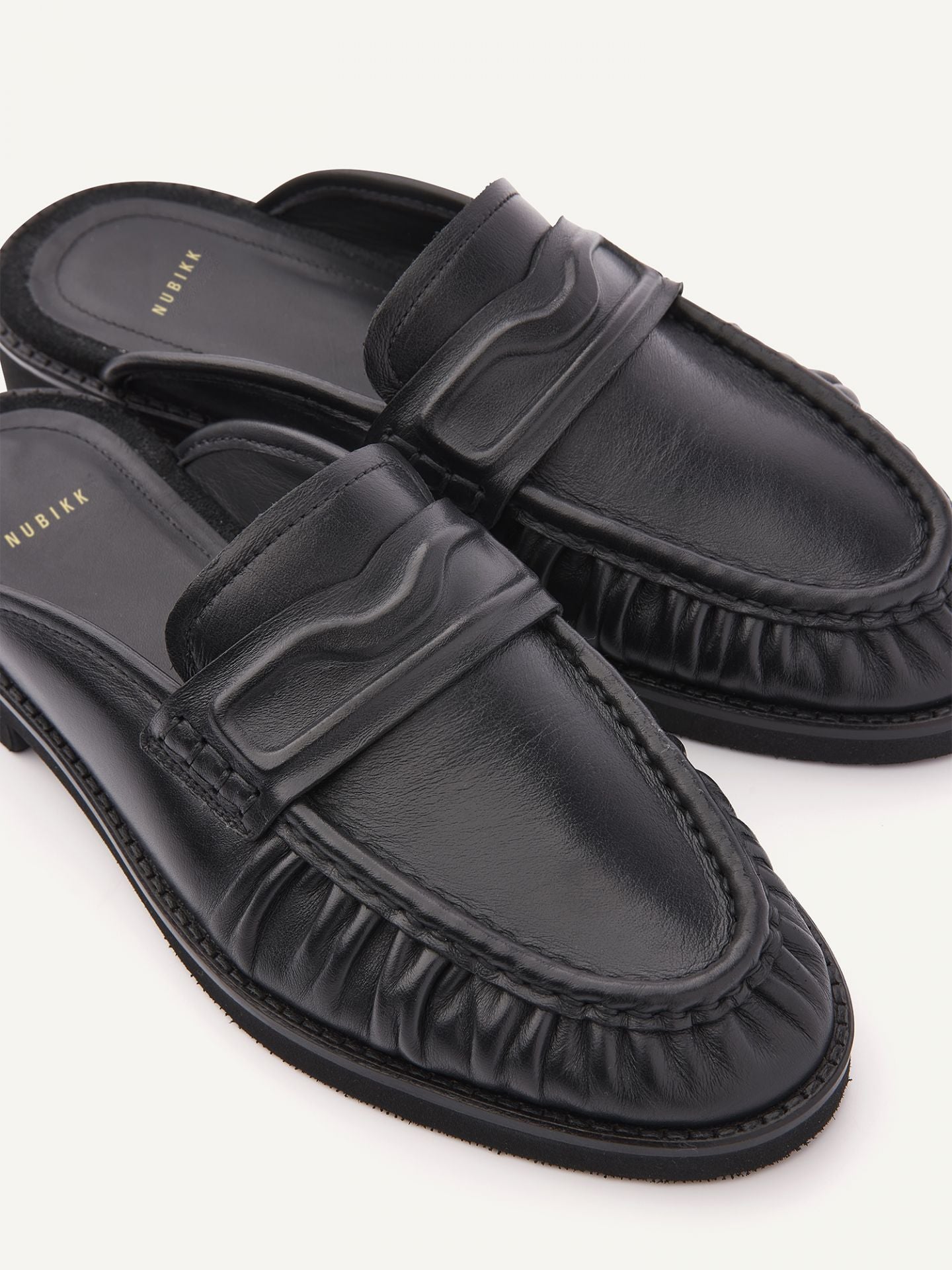 Nubikk Jones Mule Black