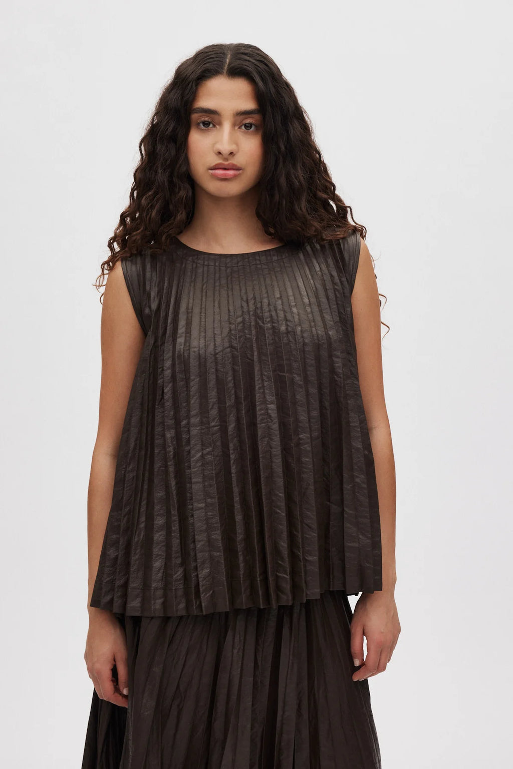 Rabens Saloner Rok Simonia