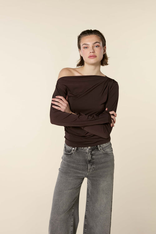 Homage Offshoulder Top