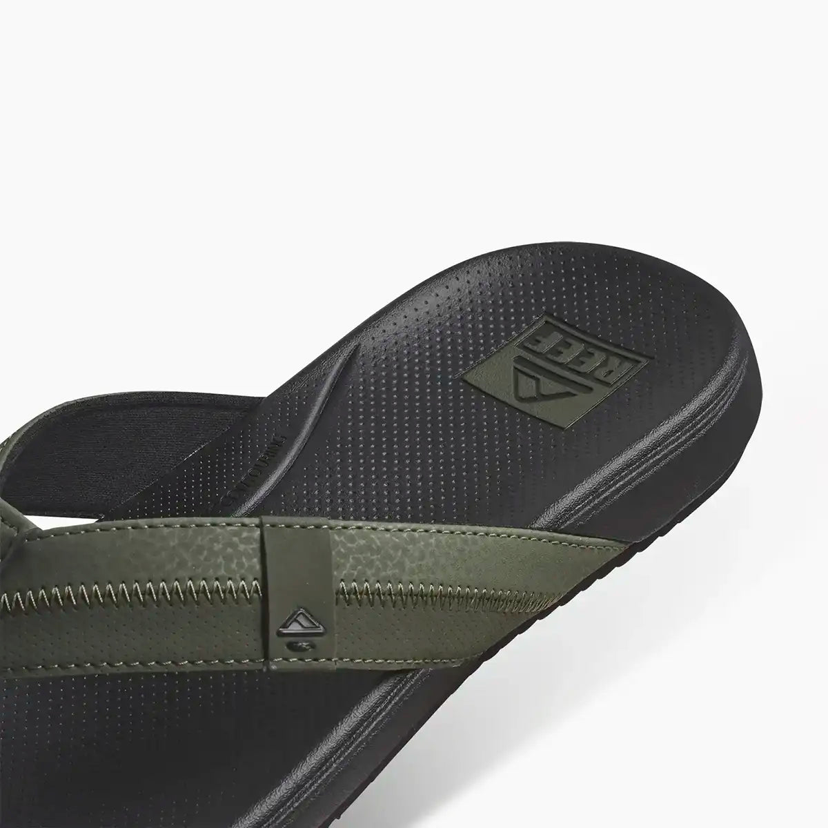 Reef Cushion Phantom Olive