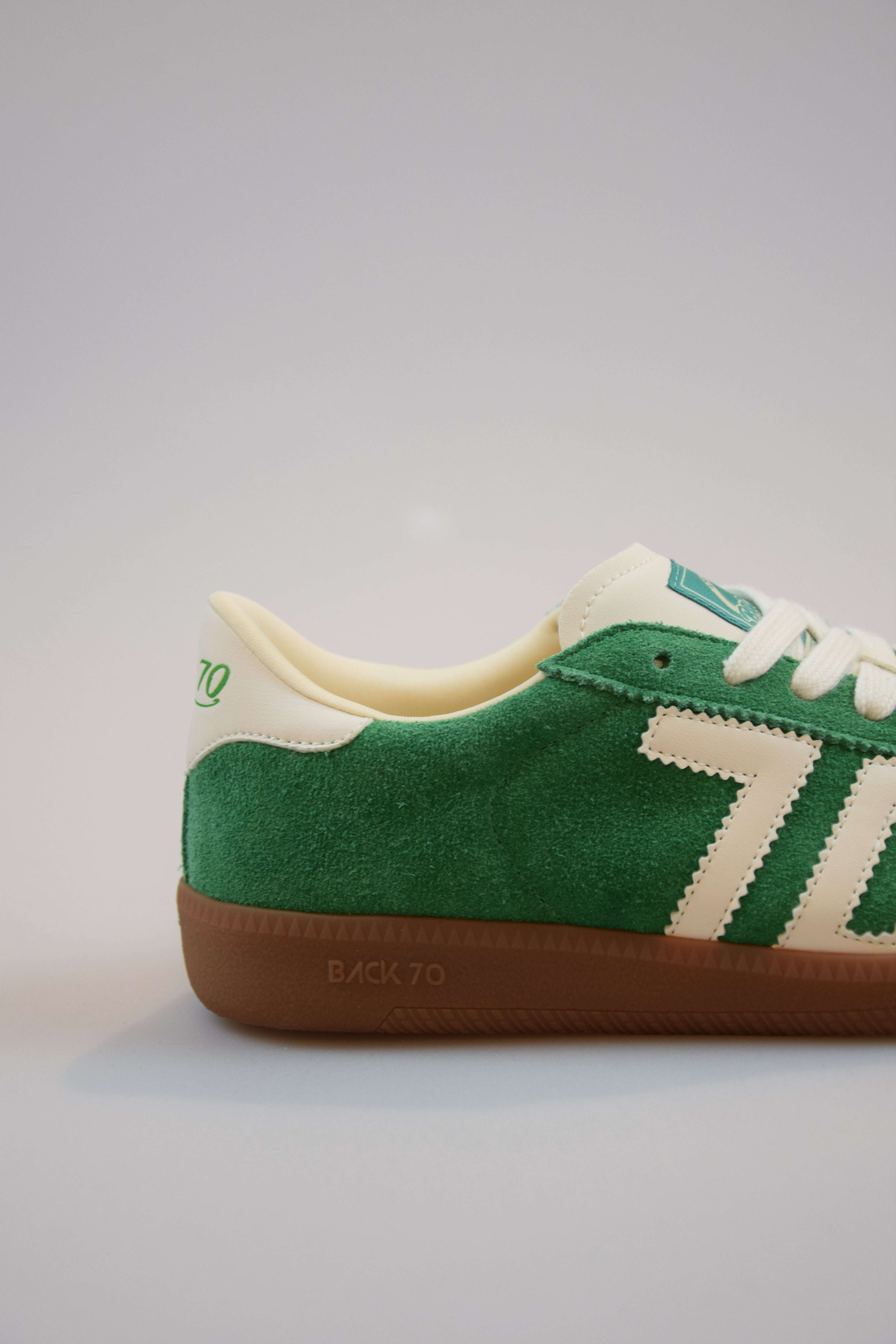 Back70 Shelly Suede Green