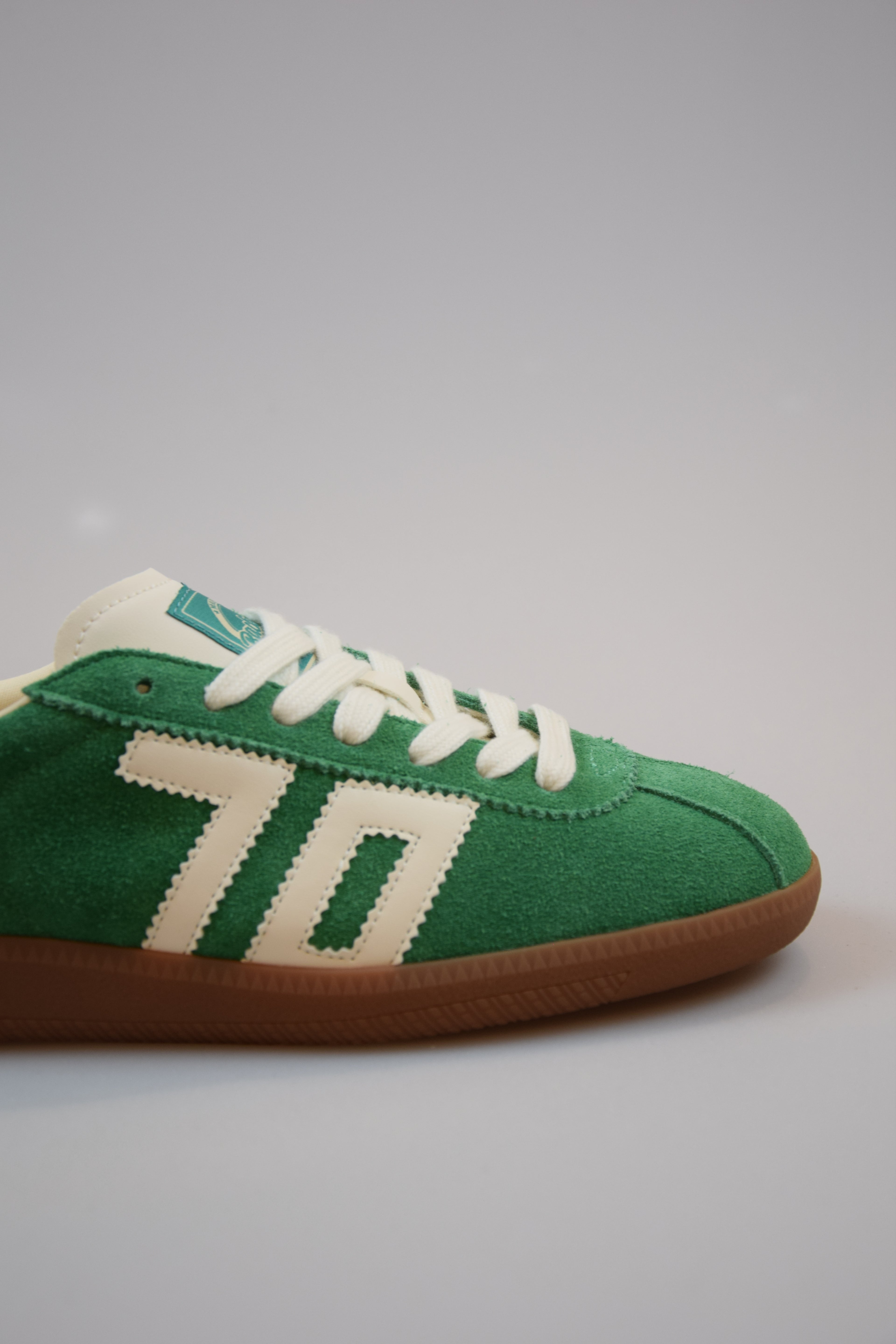Back70 Shelly Suede Green
