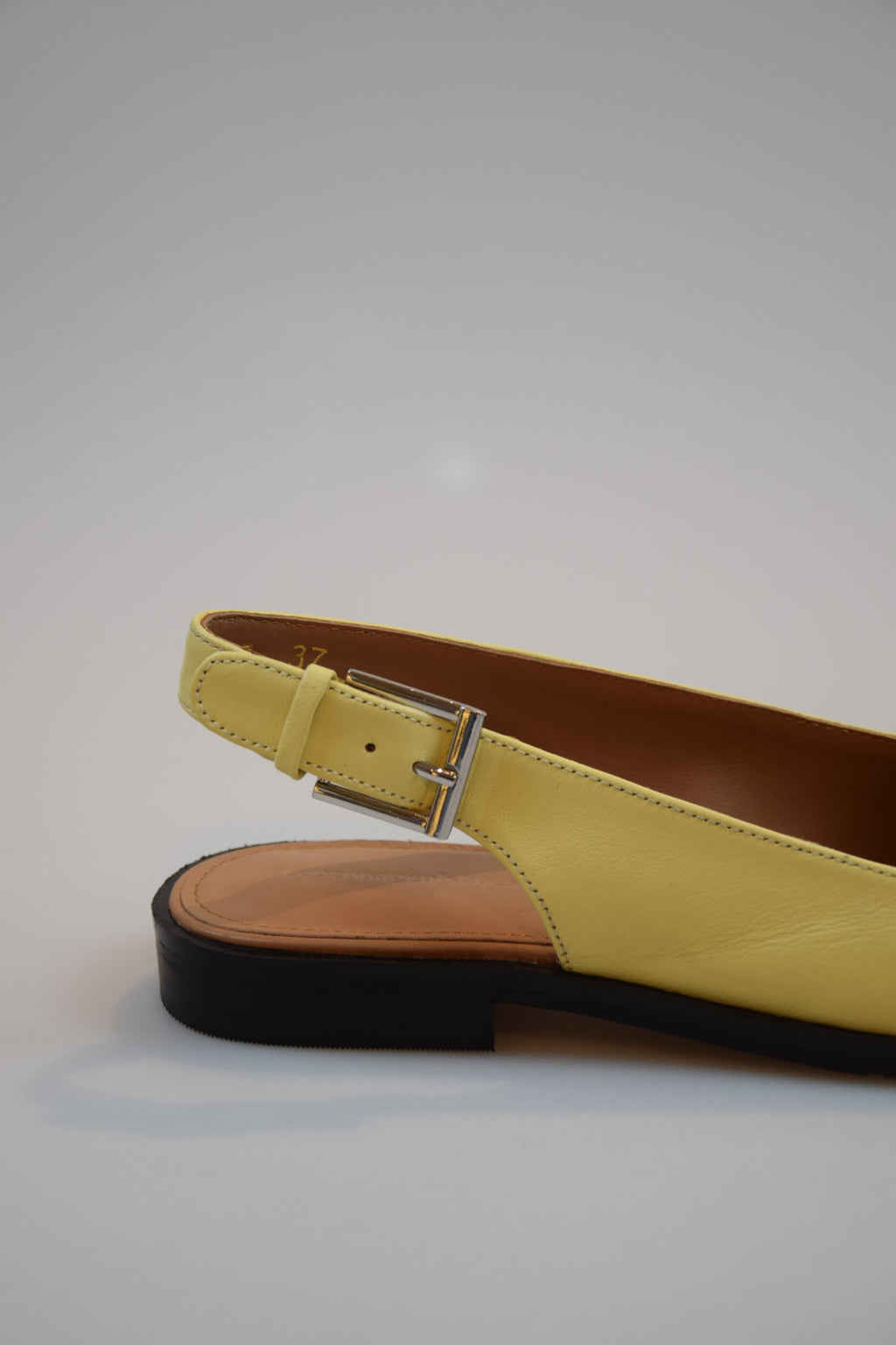 Copenhagen Shoes Slingback Yellow 'City Walk'