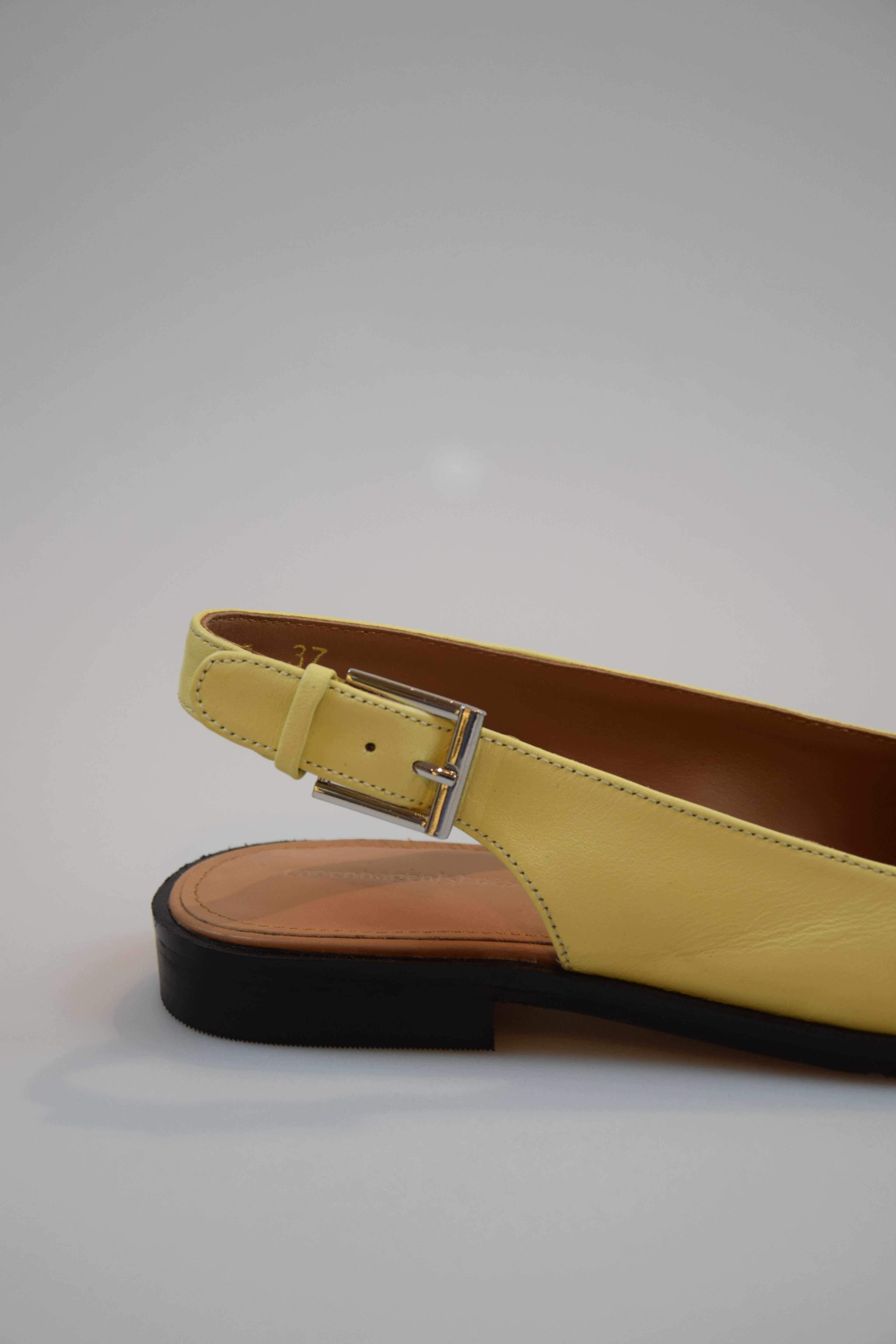 Copenhagen Shoes Slingback Yellow 'City Walk'