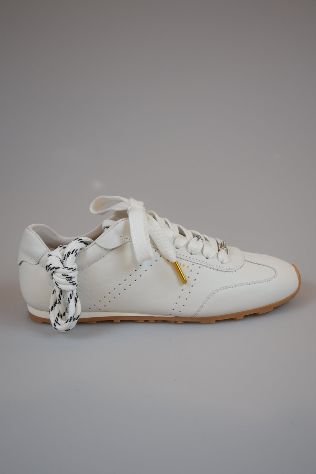 Nubikk Billy Lou White