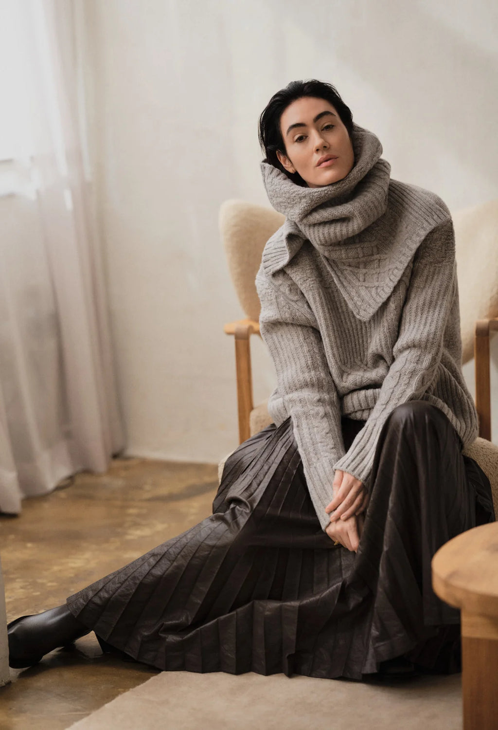 Rabens Saloner Rok Simonia