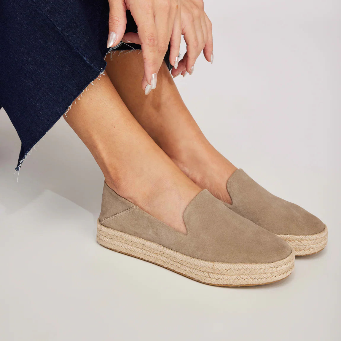 Toms Carolina loafer taupe