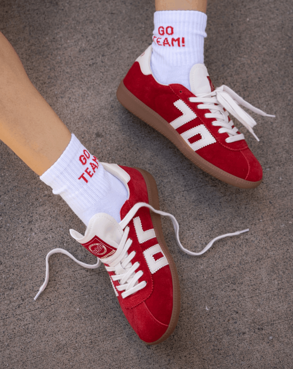Back70 Shelly Suede Red