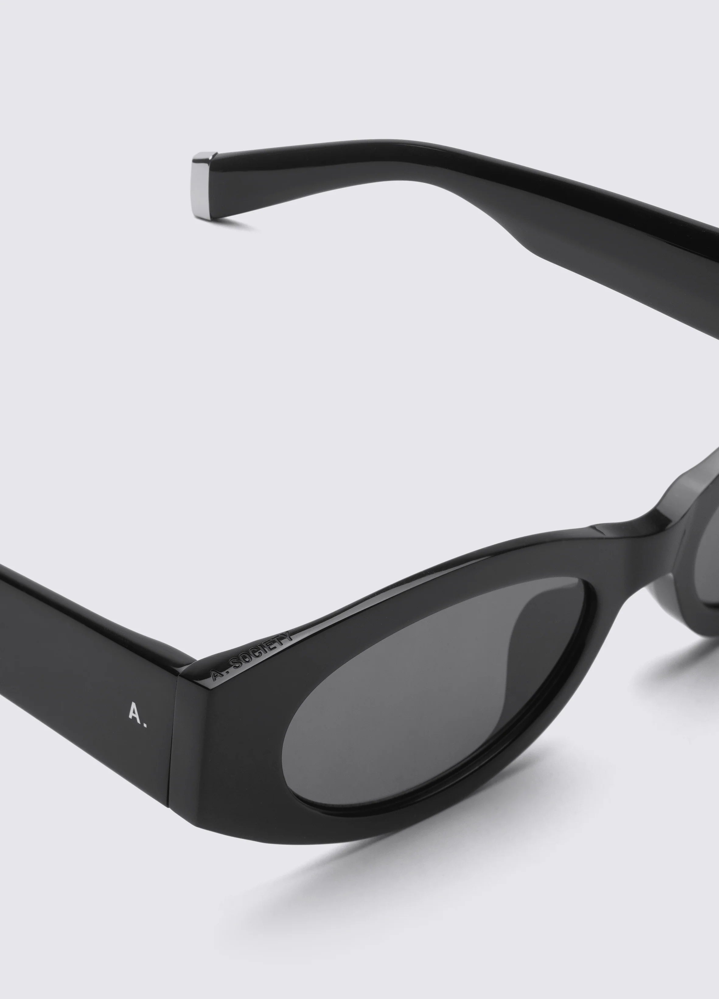 A. Society Vesper Black