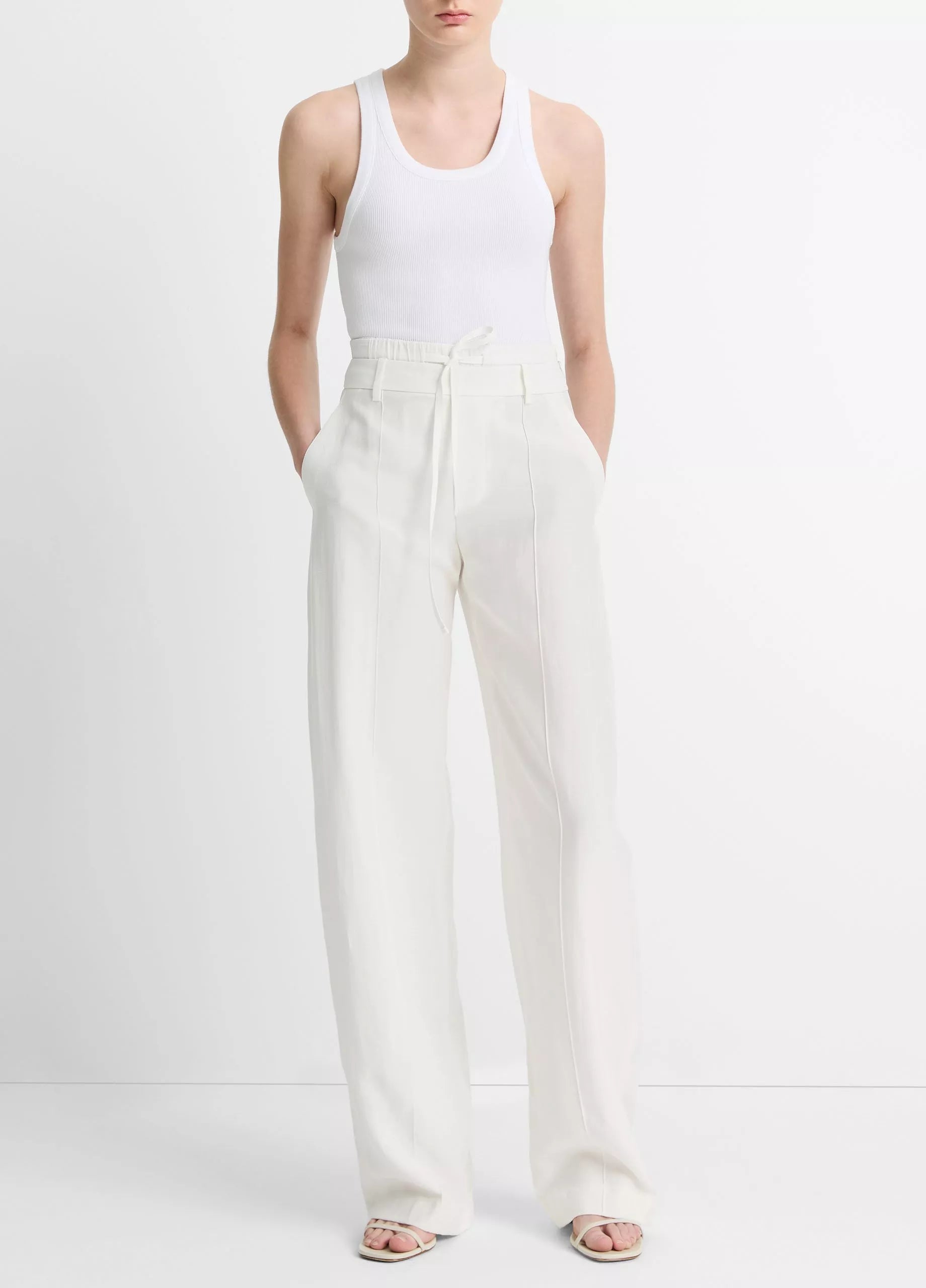 Vince Scoop Tank Top White