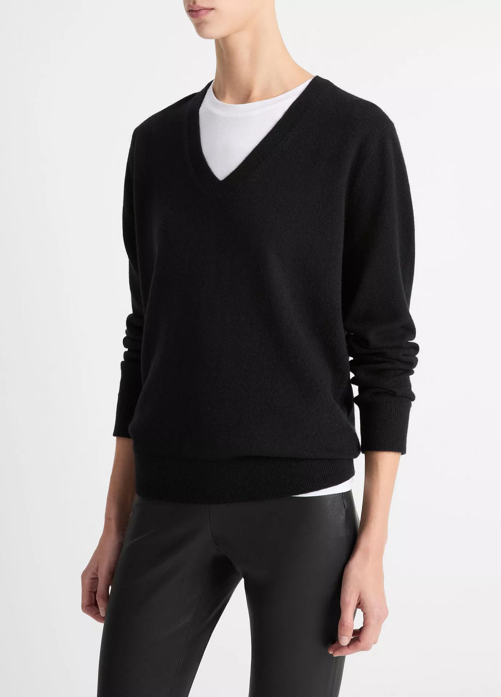 Vince Weekend V Neck